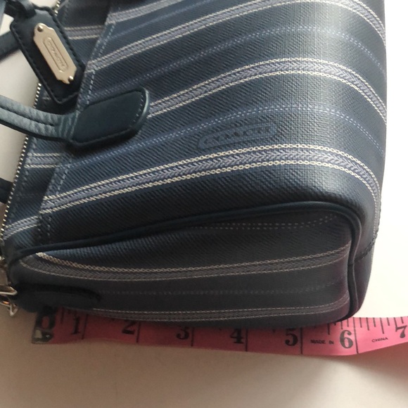 Coach Rare Handbag - Picture 10 of 15